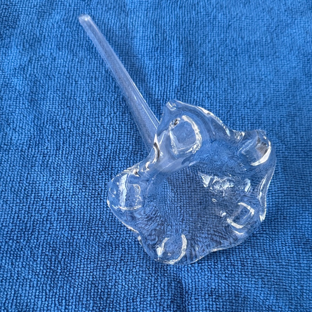 Hand Blown Art Glass 8 Inch Lily Clear Flower Single Bud Vintage.